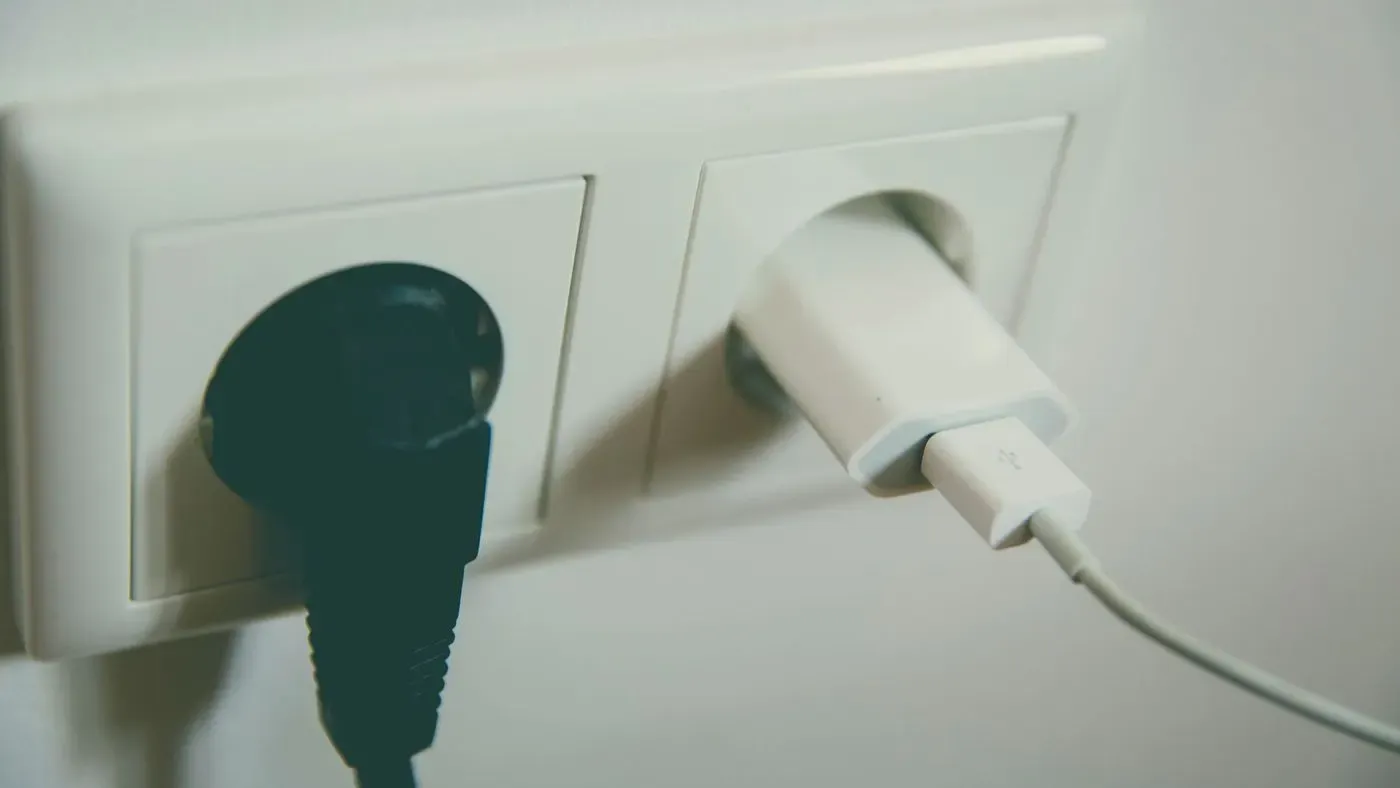 Reseadapter i eluttag