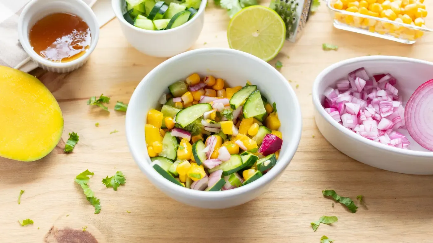 Sallad i stor skål