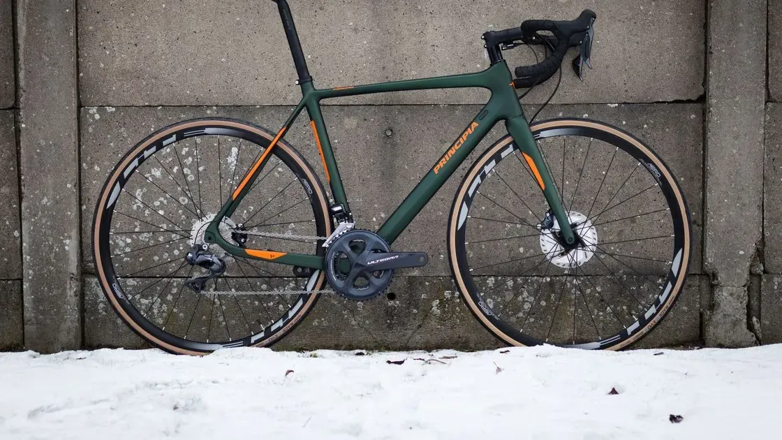 Växlar på racercykel i närbild