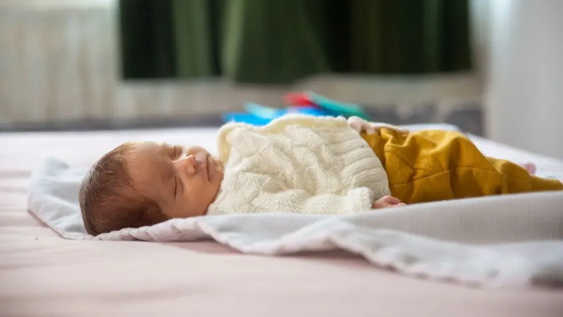 Bebis sover i vagga